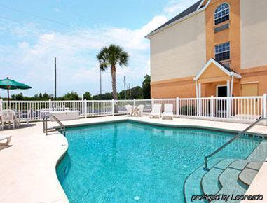 Microtel Inn & Suites By Wyndham Bushnell Exterior foto